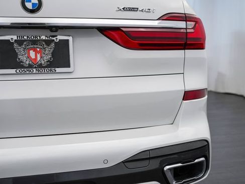 Used 2021 BMW X7 xDrive40i w/ M Sport Package AWD/4WD image 39