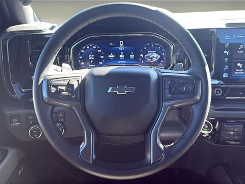 Used 2024 Chevrolet Silverado 1500 ZR2 w/ Technology Package image 11
