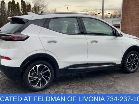 Used 2023 Chevrolet Bolt EUV Premier image 8