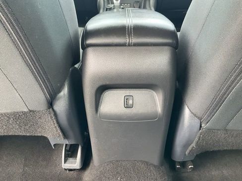 Used 2024 Nissan Sentra SV FWD image 23