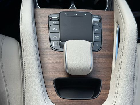 Used 2026 Mercedes-Benz GLE 350 4MATIC image 21