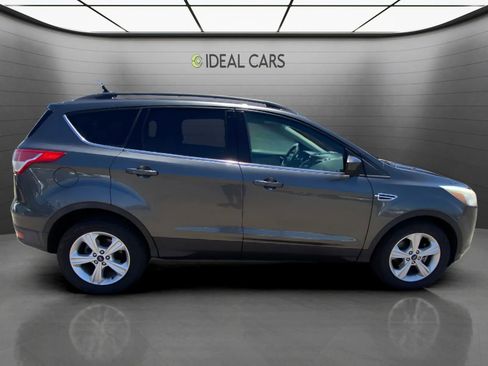 Used 2015 Ford Escape SE w/ Equipment Group 201A FWD image 4