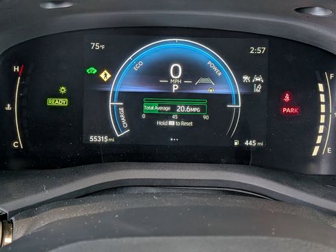 Used 2025 Toyota Camry SE FWD image 17