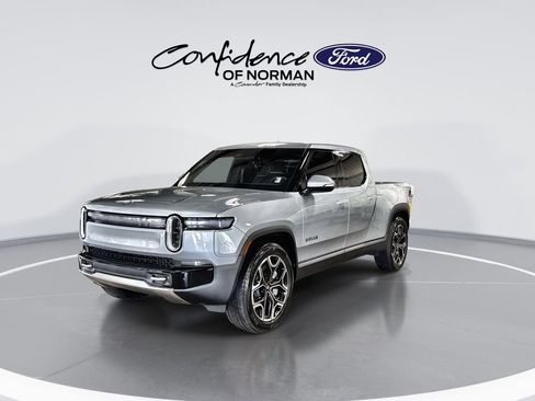 Used 2026 Rivian R1T Adventure AWD/4WD image 3