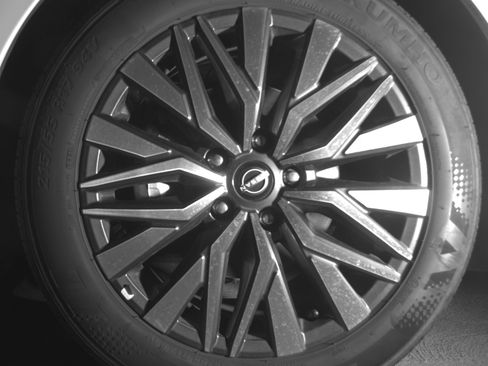 Used 2025 Nissan Altima 2.5 SV image 12