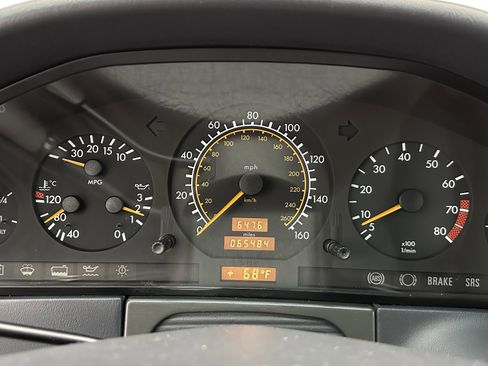 Used 1992 Mercedes-Benz 300 SE image 11