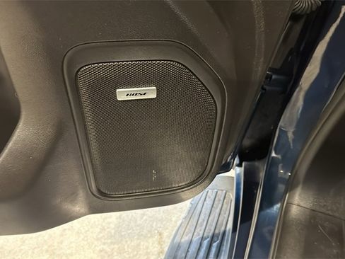 Used 2020 GMC Sierra 1500 SLT w/ SLT Premium Plus Package image 24