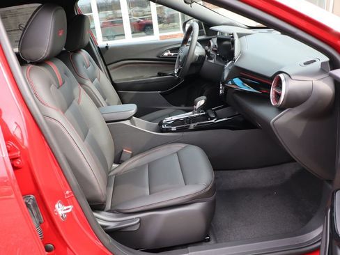 New 2026 Chevrolet Trax RS w/ Driver Confidence Package image 38