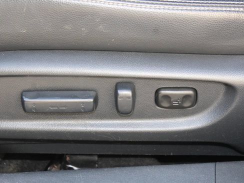 Used 2016 Honda Accord Sport image 11