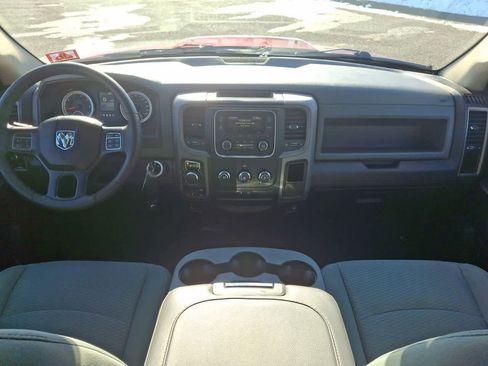 Used 2017 RAM 1500 Express image 10
