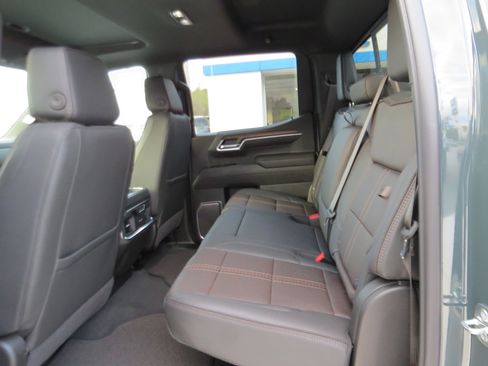 New 2026 Chevrolet Silverado 1500 High Country w/ Technology Package AWD/4WD image 15