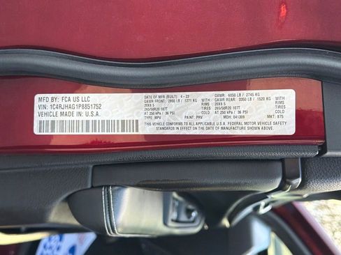 Used 2023 Jeep Grand Cherokee Altitude image 19