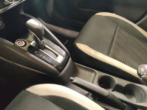 Used 2020 Nissan Versa SV image 26