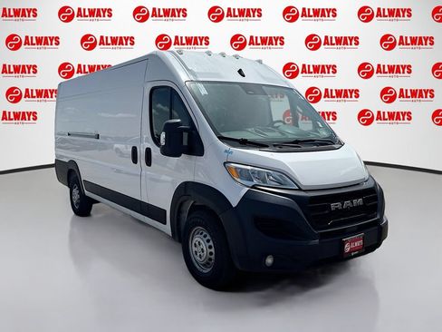 Used 2023 RAM ProMaster 3500 w/ Driver Convenience Group FWD image 3