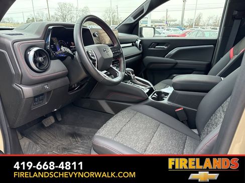 Certified 2024 Chevrolet Colorado Z71 w/ Z71 Convenience Package 2 image 9