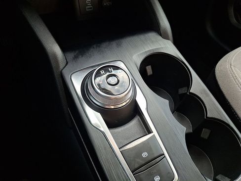 Certified 2022 Ford Escape SE w/ Convenience Package image 16