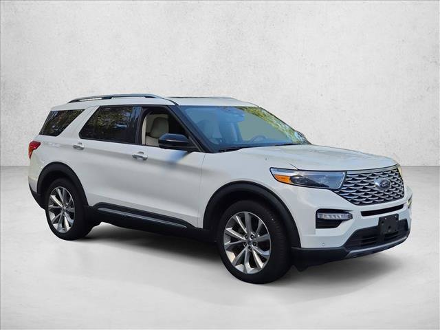 Used 2023 Ford Explorer Platinum w/ Equipment Group 601A RWD image 3