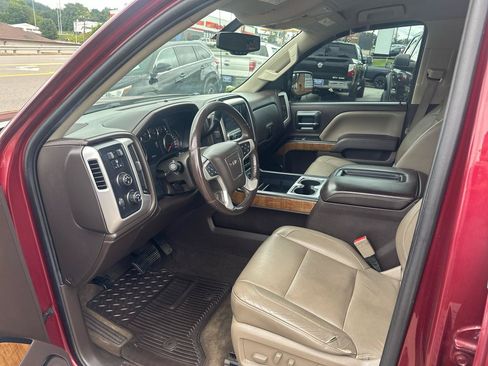 Used 2015 GMC Sierra 1500 SLT w/ SLT Preferred Package AWD/4WD image 7