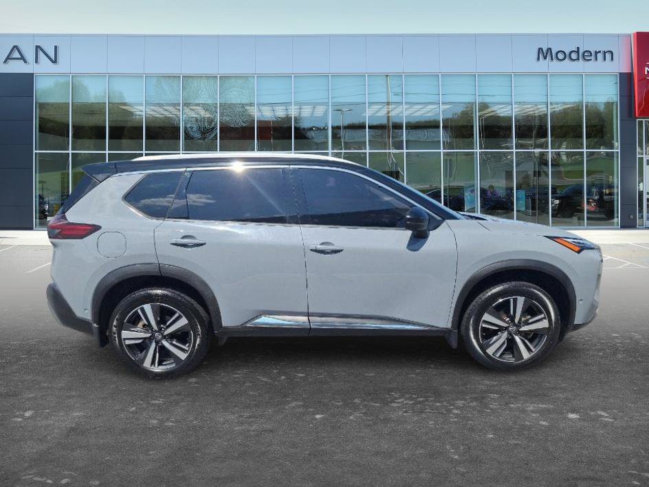 Certified 2021 Nissan Rogue Platinum FWD image 4