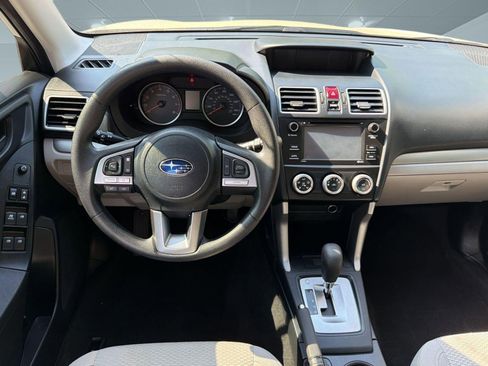 Used 2018 Subaru Forester 2.5i AWD/4WD image 27
