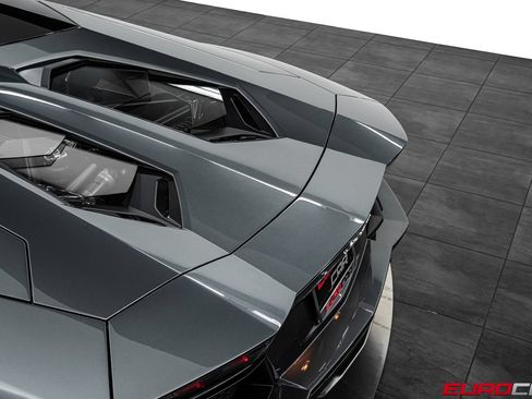 Used 2014 Lamborghini Aventador LP 700-4 AWD/4WD image 22
