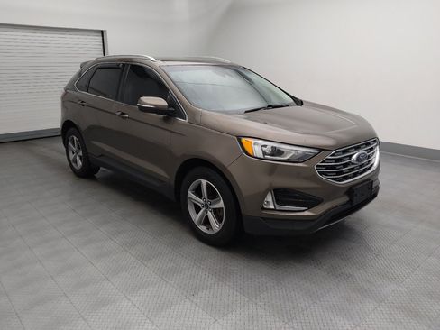 Used 2019 Ford Edge SEL w/ Equipment Group 201A FWD image 13