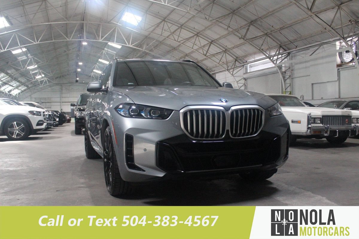 Used 2024 BMW X5 xDrive40i w/ M Sport Package AWD/4WD image 7