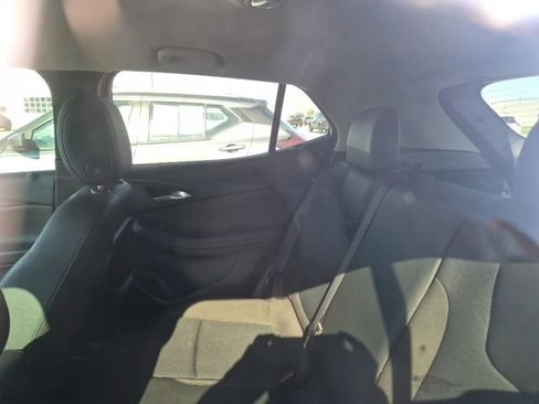 Used 2020 Buick Encore GX Preferred w/ Cold Weather Comfort Package FWD image 10