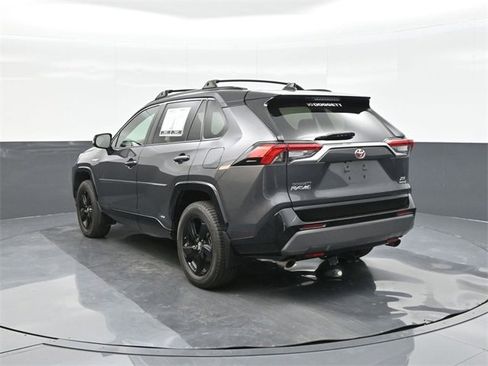 Used 2020 Toyota RAV4 XSE image 8