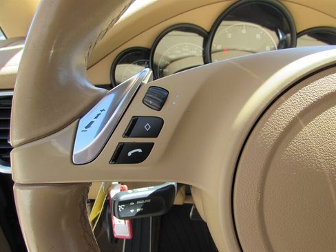 Used 2015 Porsche Panamera 4 AWD/4WD image 12