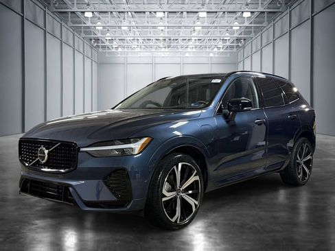 Used 2024 Volvo XC60 T8 Ultimate w/ Protection Package Premier AWD/4WD image 1