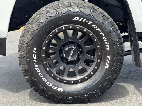 Used 2019 RAM 2500 Laramie AWD/4WD image 25