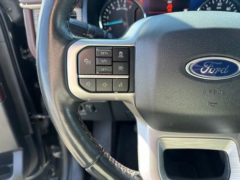 Used 2023 Ford Expedition Max Limited AWD/4WD image 4