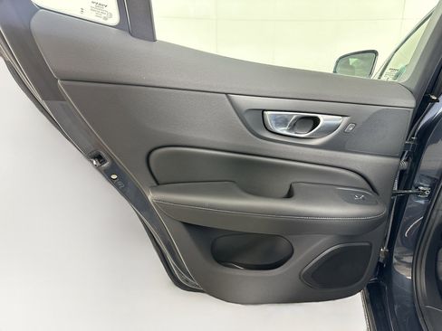 Used 2025 Volvo S60 B5 Core image 26