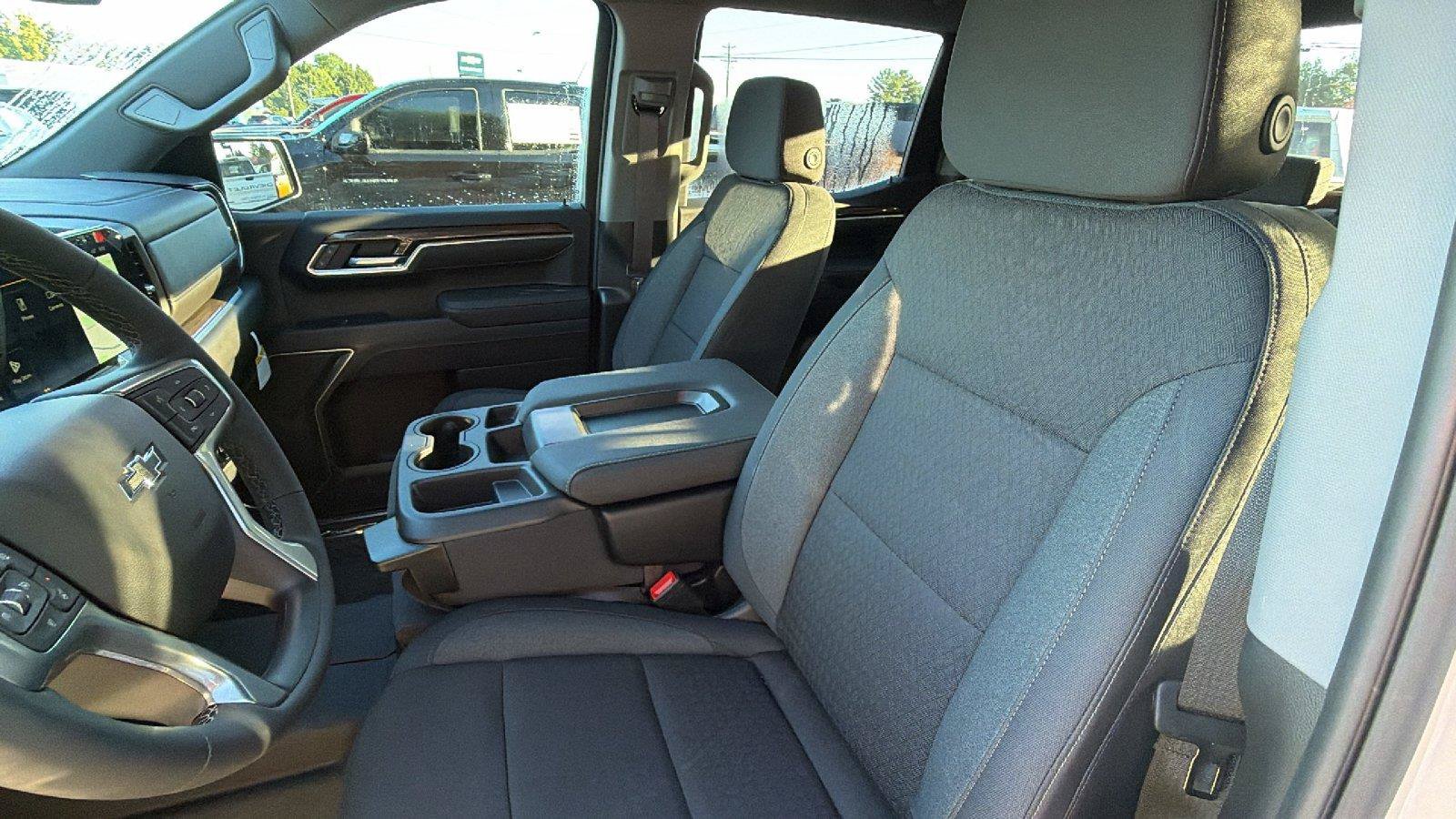 New 2026 Chevrolet Silverado 1500 RST AWD/4WD image 17