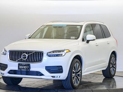 Certified 2022 Volvo XC90 T5 Momentum w/ Advanced Package