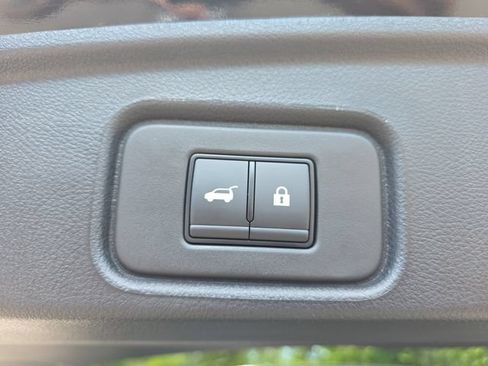 Used 2025 Nissan Pathfinder Platinum w/ Cargo Package AWD/4WD image 43