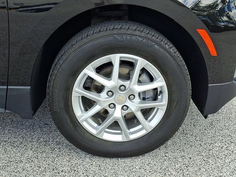 Used 2023 Chevrolet Equinox LT AWD/4WD image 11