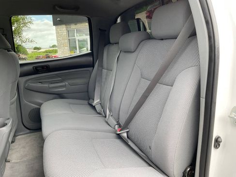 Used 2011 Toyota Tacoma PreRunner w/ TRD Sport Pkg RWD image 27