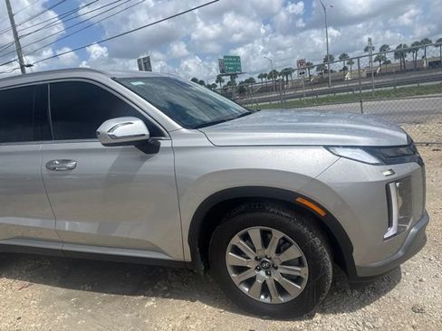 Used 2025 Hyundai Palisade SEL FWD image 4