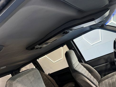 Used 1990 Chevrolet Astro LT image 29