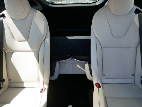 Used 2024 Tesla Model X Plaid AWD/4WD image 13