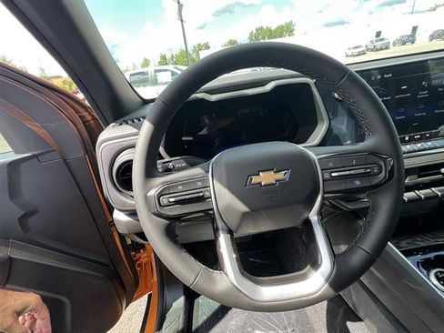 New 2026 Chevrolet Colorado W/T image 11