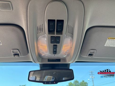 Used 2017 Chevrolet Equinox LT AWD/4WD image 19
