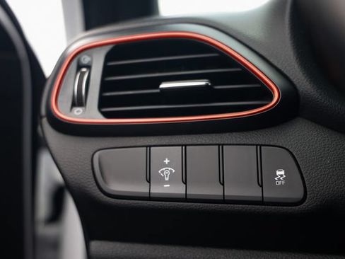 Used 2020 Hyundai Elantra GT N Line FWD image 46