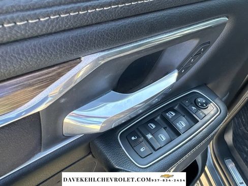 Used 2020 RAM 1500 Laramie AWD/4WD image 9