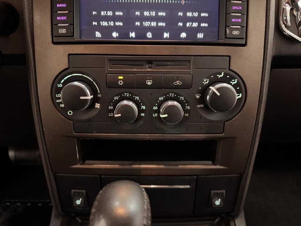 Used 2010 Dodge Charger R/T RWD image 33