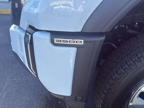 New 2026 GMC Sierra 3500 Denali image 12