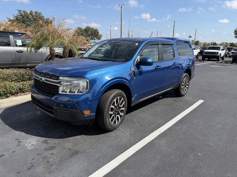 Used 2023 Ford Maverick Lariat image 2
