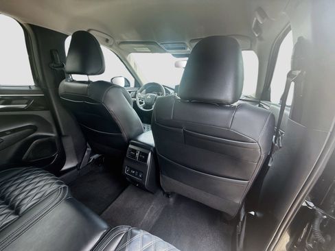 Used 2024 Mitsubishi Outlander SEL FWD image 30